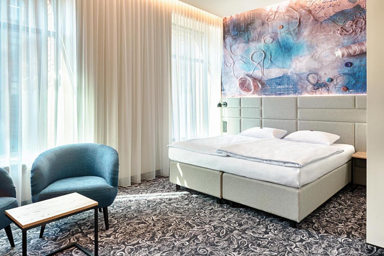 Hotel The Loom Лодзь Екстер'єр фото