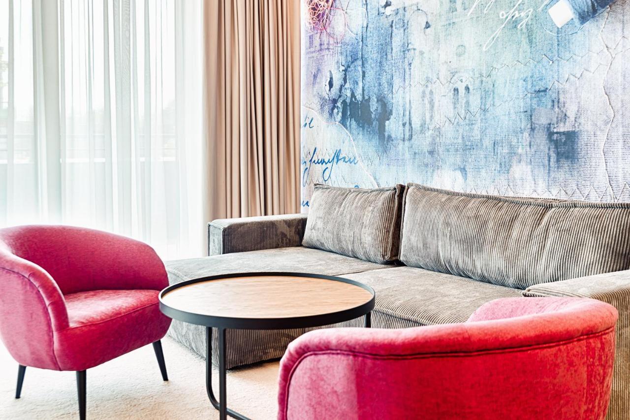 Hotel The Loom Лодзь Екстер'єр фото