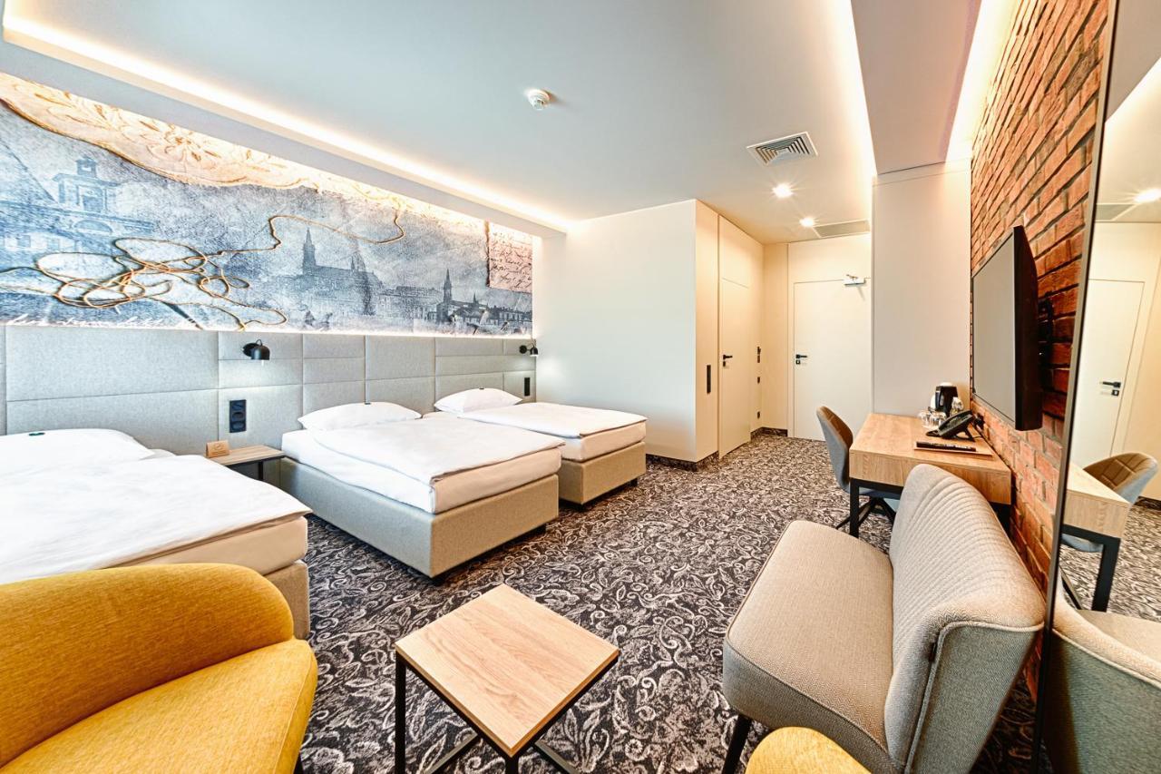 Hotel The Loom Лодзь Екстер'єр фото