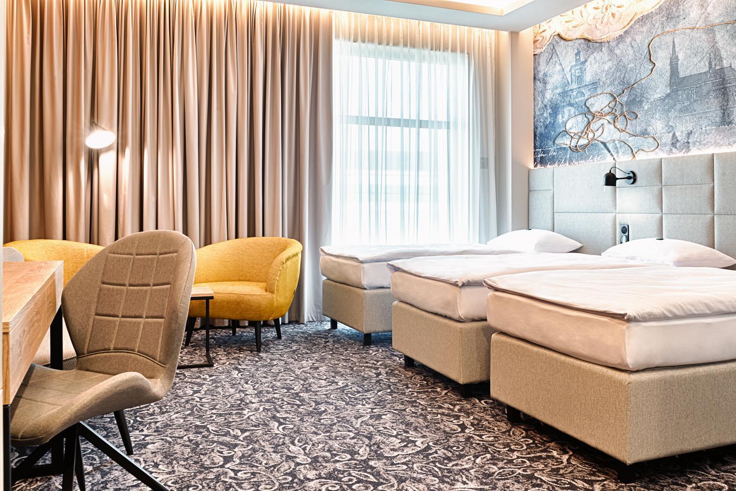 Hotel The Loom Лодзь Екстер'єр фото